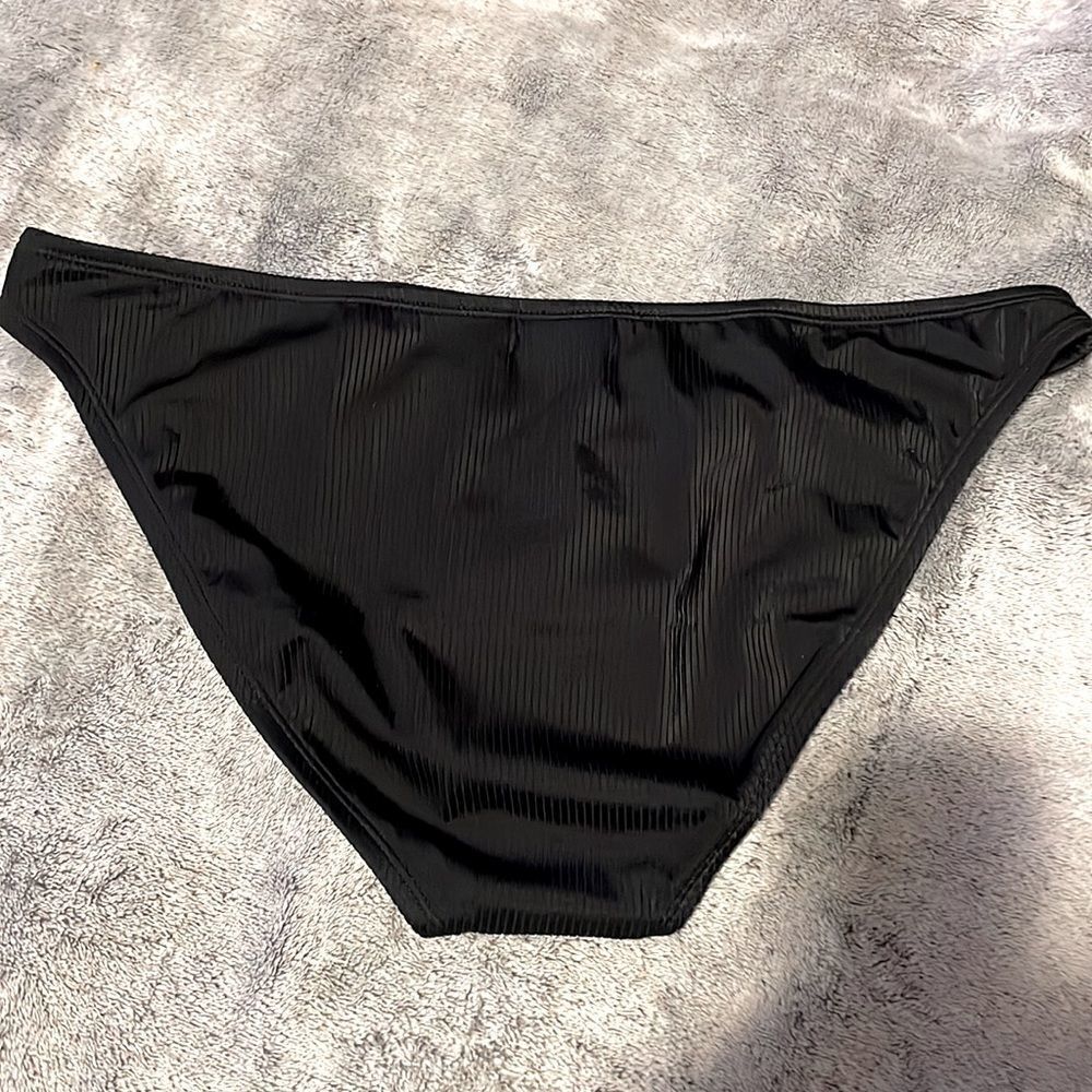 Junior’s California Waves Black Bikini Bottoms XL - Picture 2 of 4